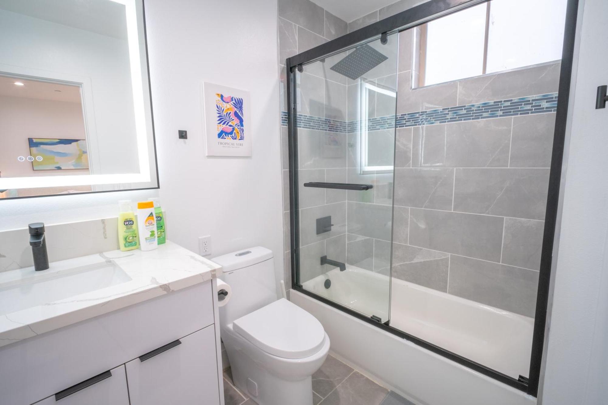 Stylish Private By Downtown La Pensión *