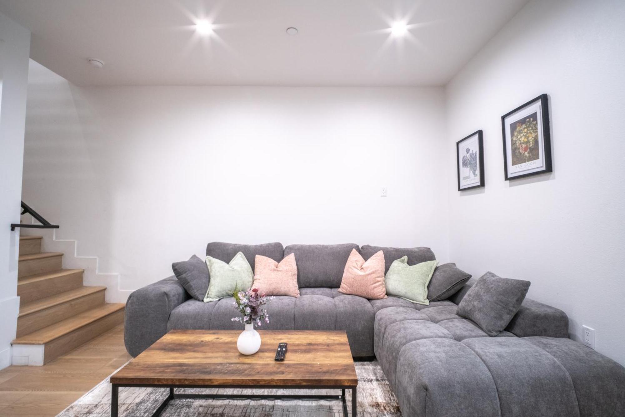 Stylish Private By Downtown La Pensión